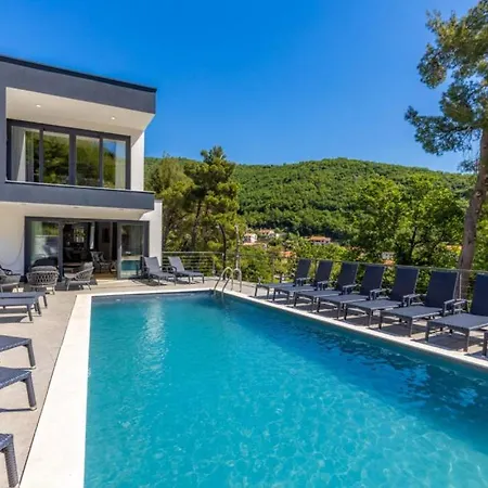 Beautiful Magica In Opatija Villa *