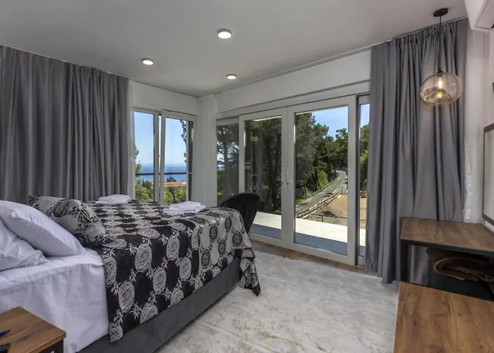 Beautiful Villa Magica in Opatija Mošćenička Draga