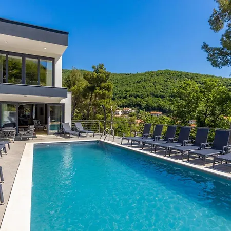 Magica With Whirpool&sauna&heated Pool Opatija
